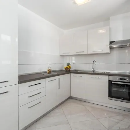 Mass Black Apartamento
